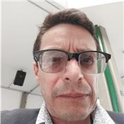 Profesor de Procesos lectores para fortalecer la comprensión lectora y las competencias comunicativas